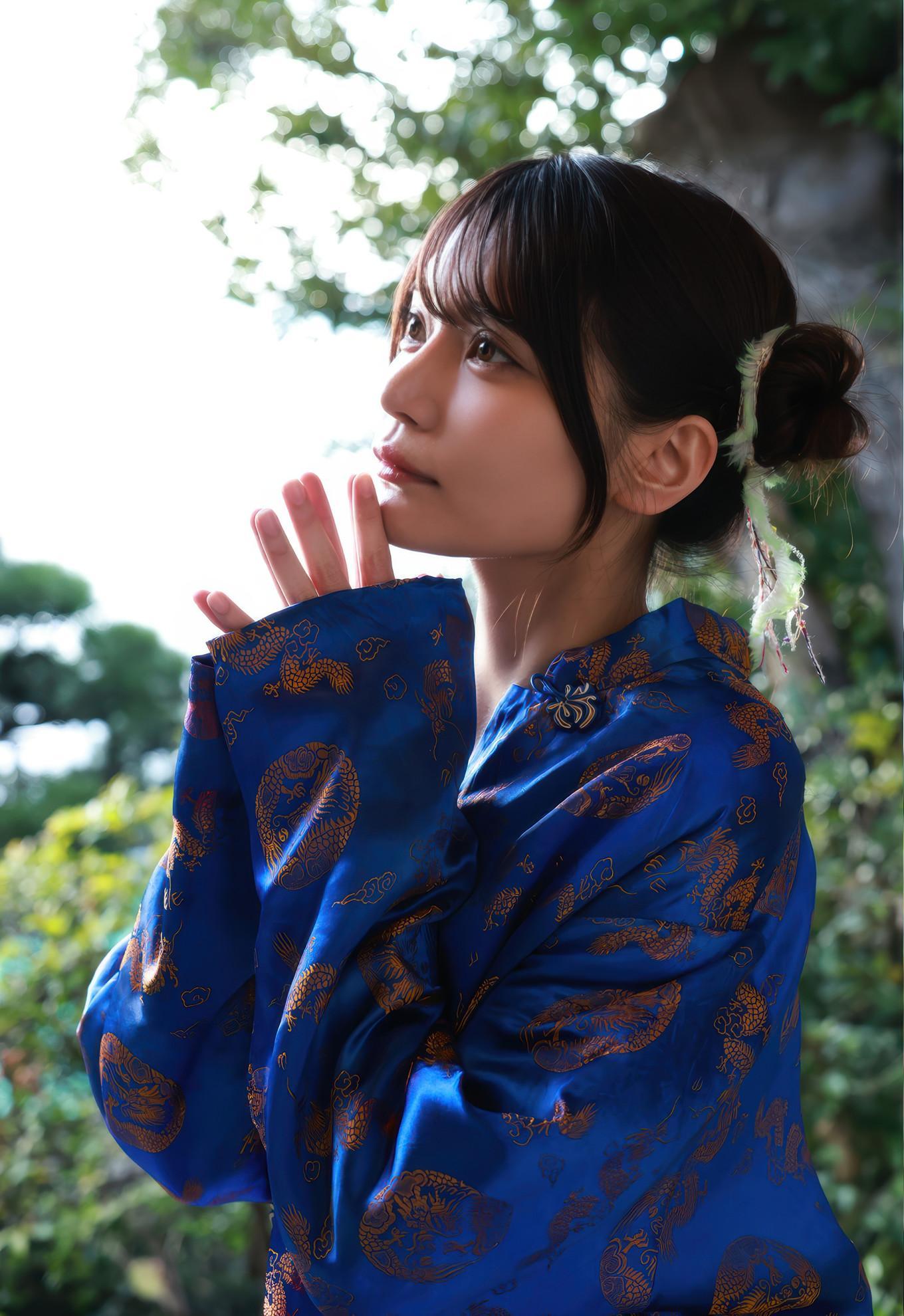 Sayaka Nitori 似鳥沙也加, 旬撮ガール Vol.4 振り向けばインスタ女王(5)