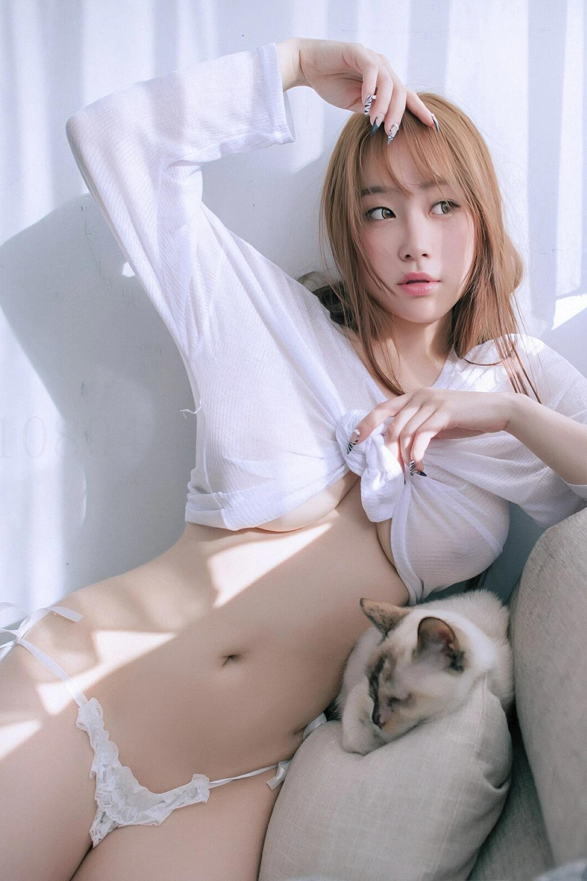 JVID Julie藏獒 H罩杯巨乳藏獒，回國後的性感絕美首發 Set.02(11)