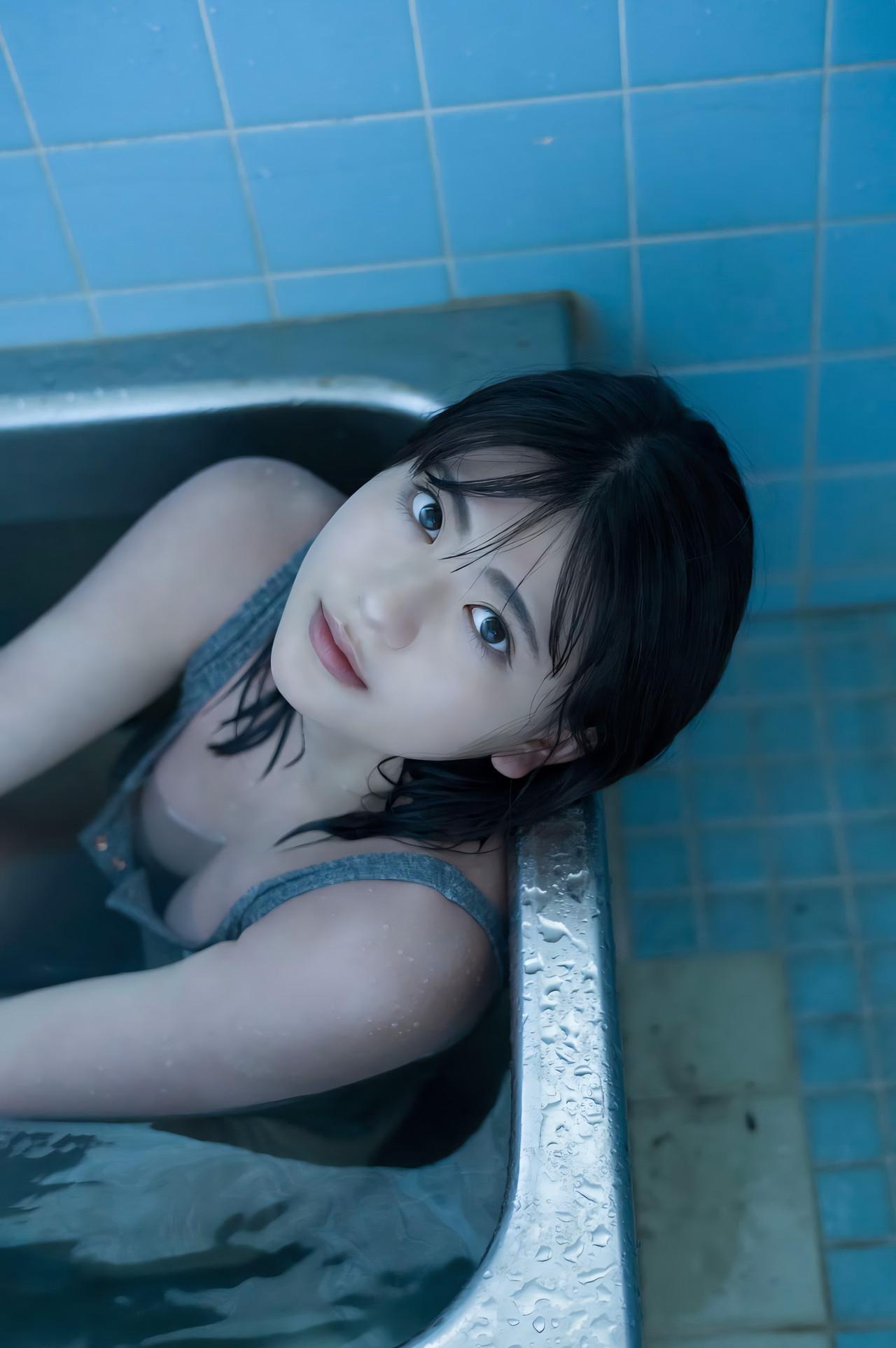 Minami Yamada 山田南実, FRIDAYデジタル写真集 「マンスリーガール003」 Set.01(12)