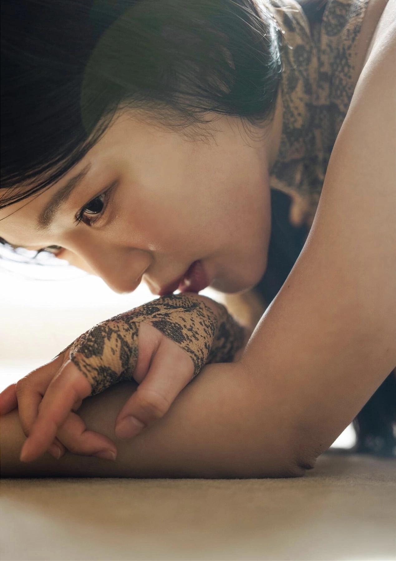 Jun Amaki 天木じゅん, B.L.T. 写真集 Monster Round 4(9)