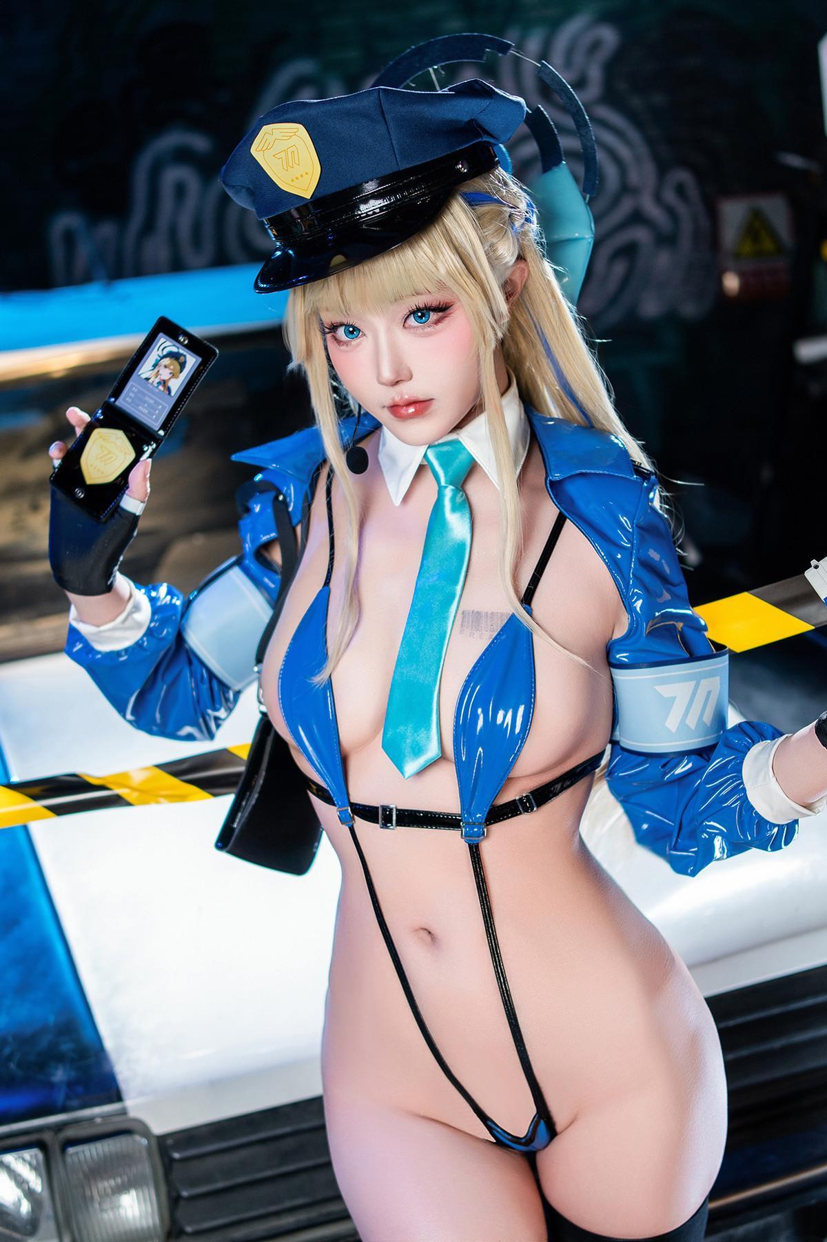 Cosplay 切切Celia Toki Police(29)