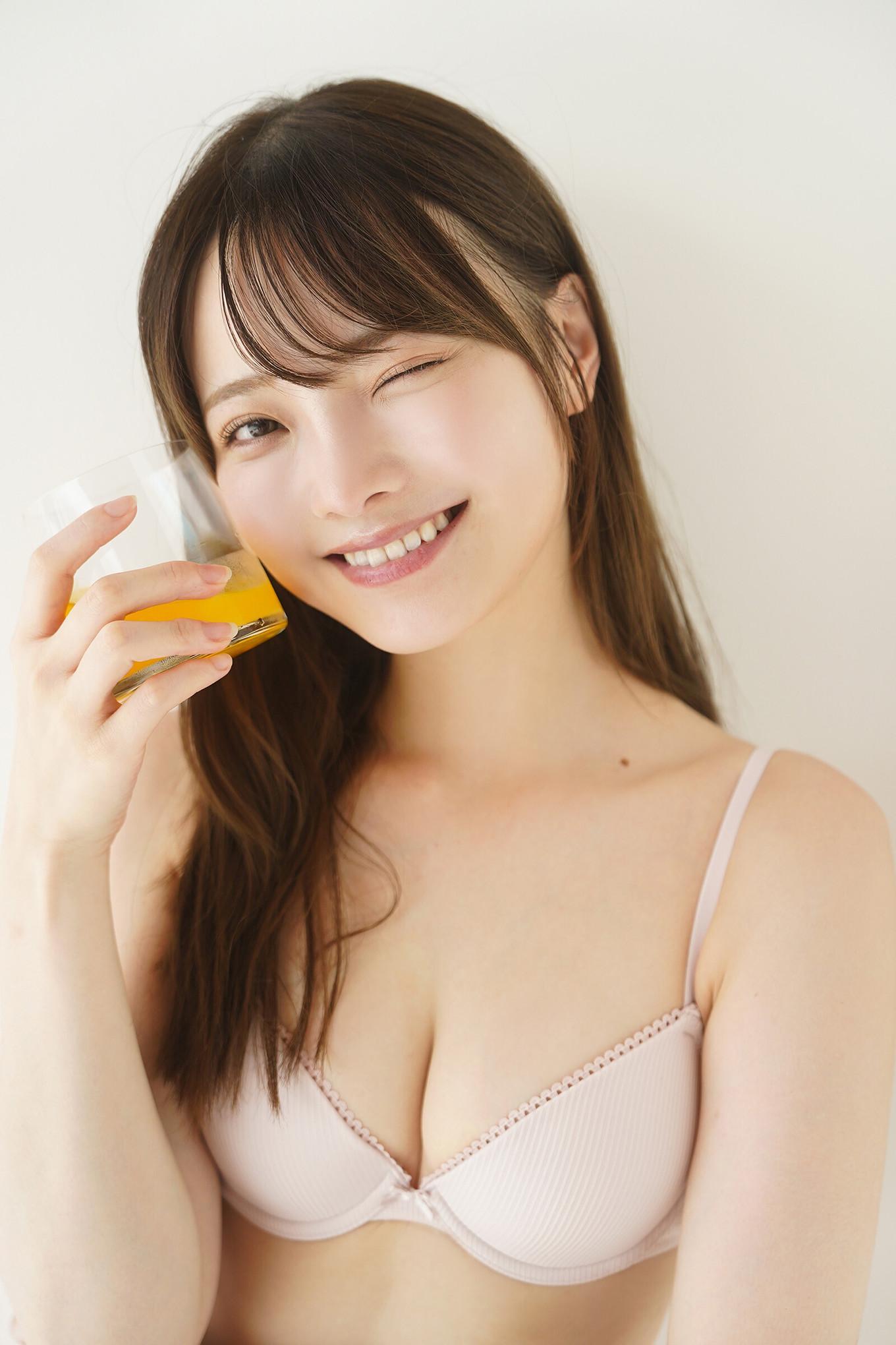 Himeka Araya 新谷姫加, 漫画アクションデジタル写真集 「Garden」 Set.02(16)
