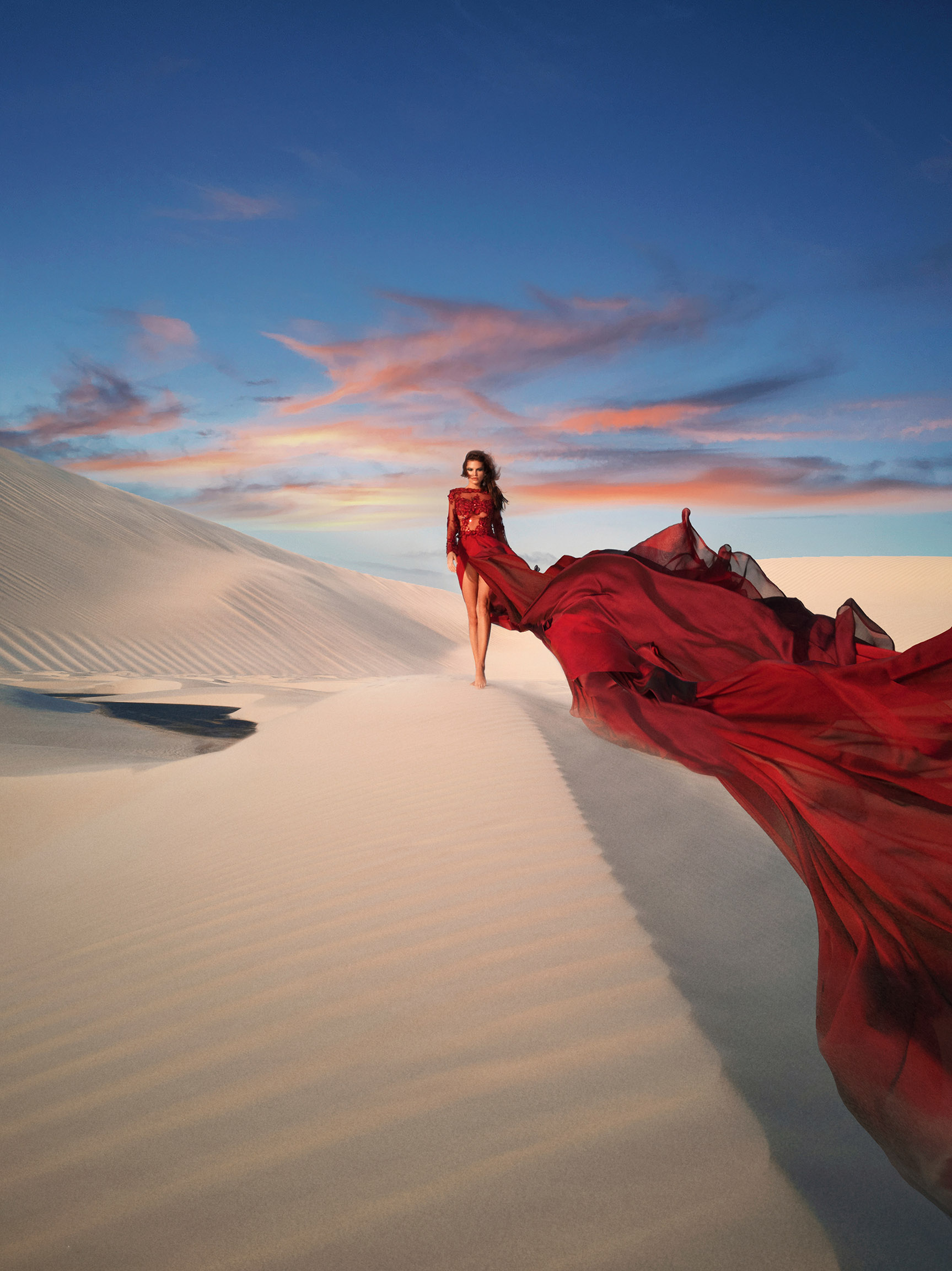 Nohemi Hermosillo by Jvdas Berra / Huawei Mate 20 Campaign Nohemi Hermosillo by Jvdas Berra / Huawei Mate 20 Campaign