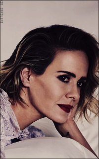 Sarah Paulson DBZOU9kq_o