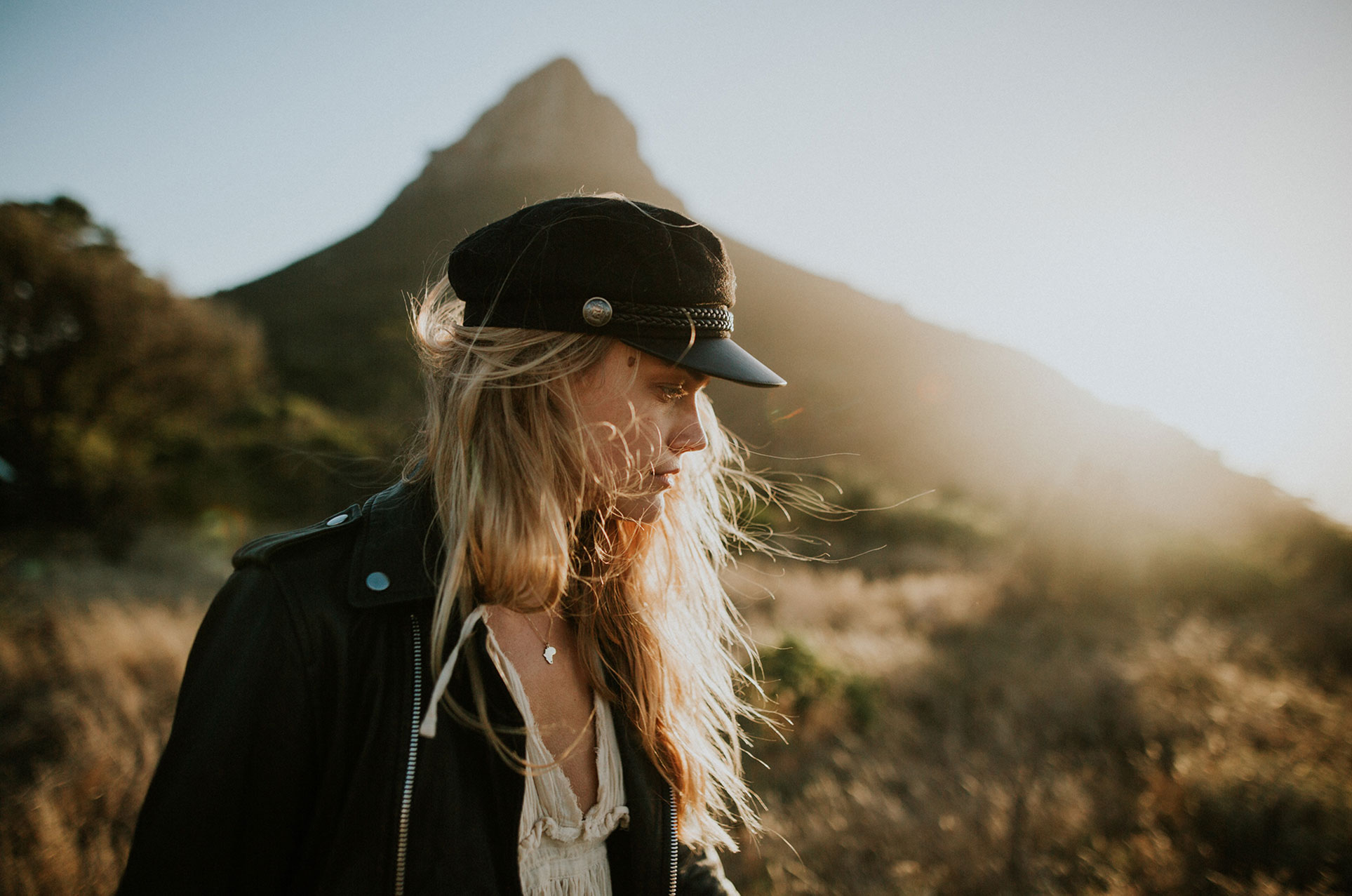 Природа Кейптауна / Sunset Ride in Cape Town / Leonie Jung by Anna Heupel Природа Кейптауна / Sunset Ride in Cape Town / Leonie Jung by Anna Heupel