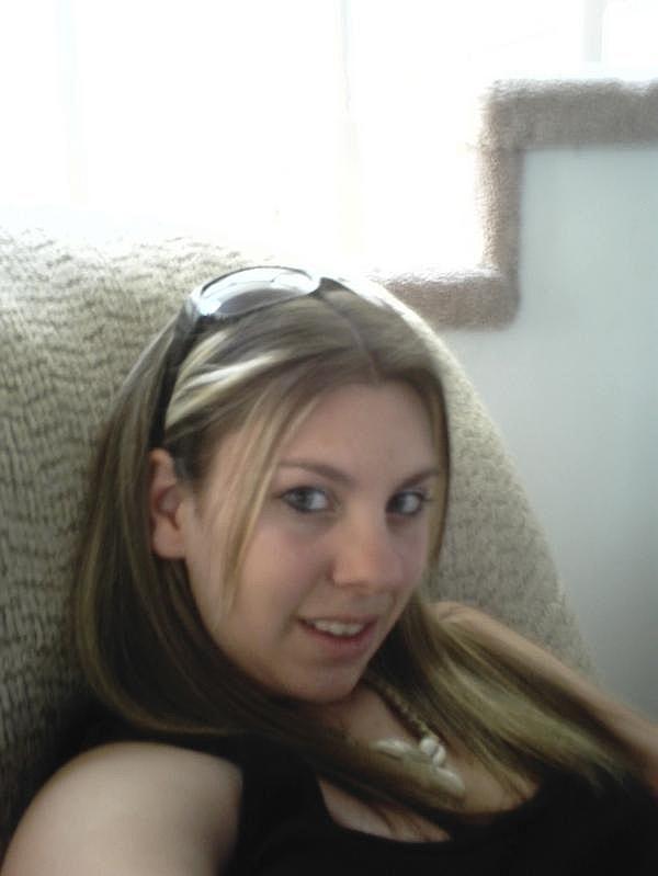 Playful amateur teen Nikki flaunts her big cleavage in her own compliation(1)