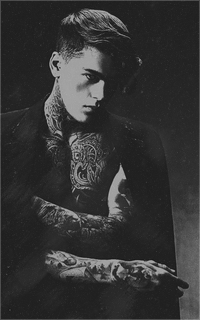 Stephen James R6d4jL27_o