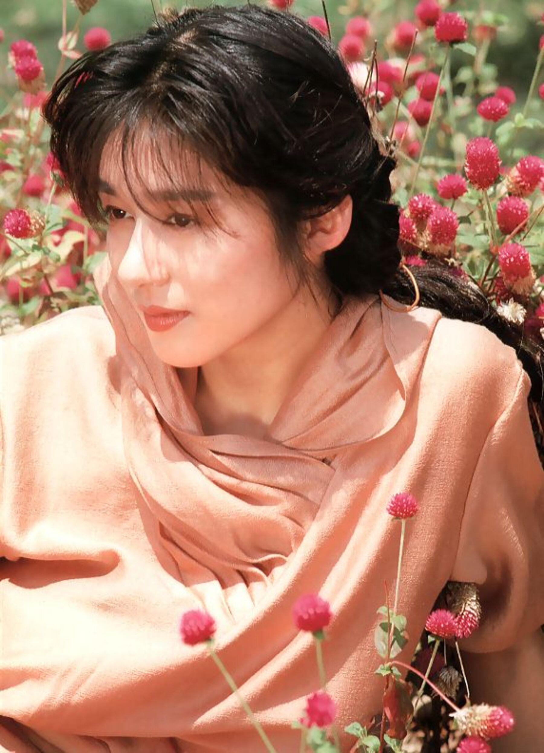 书籍扫描 Vol. 1990.5 青山知可子《热帯性気候》(71)