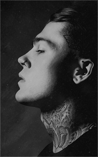 Stephen James L5lyeQo4_o