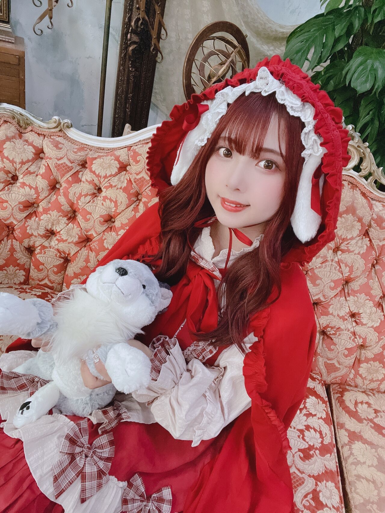 Tomiko - Red Riding Hood