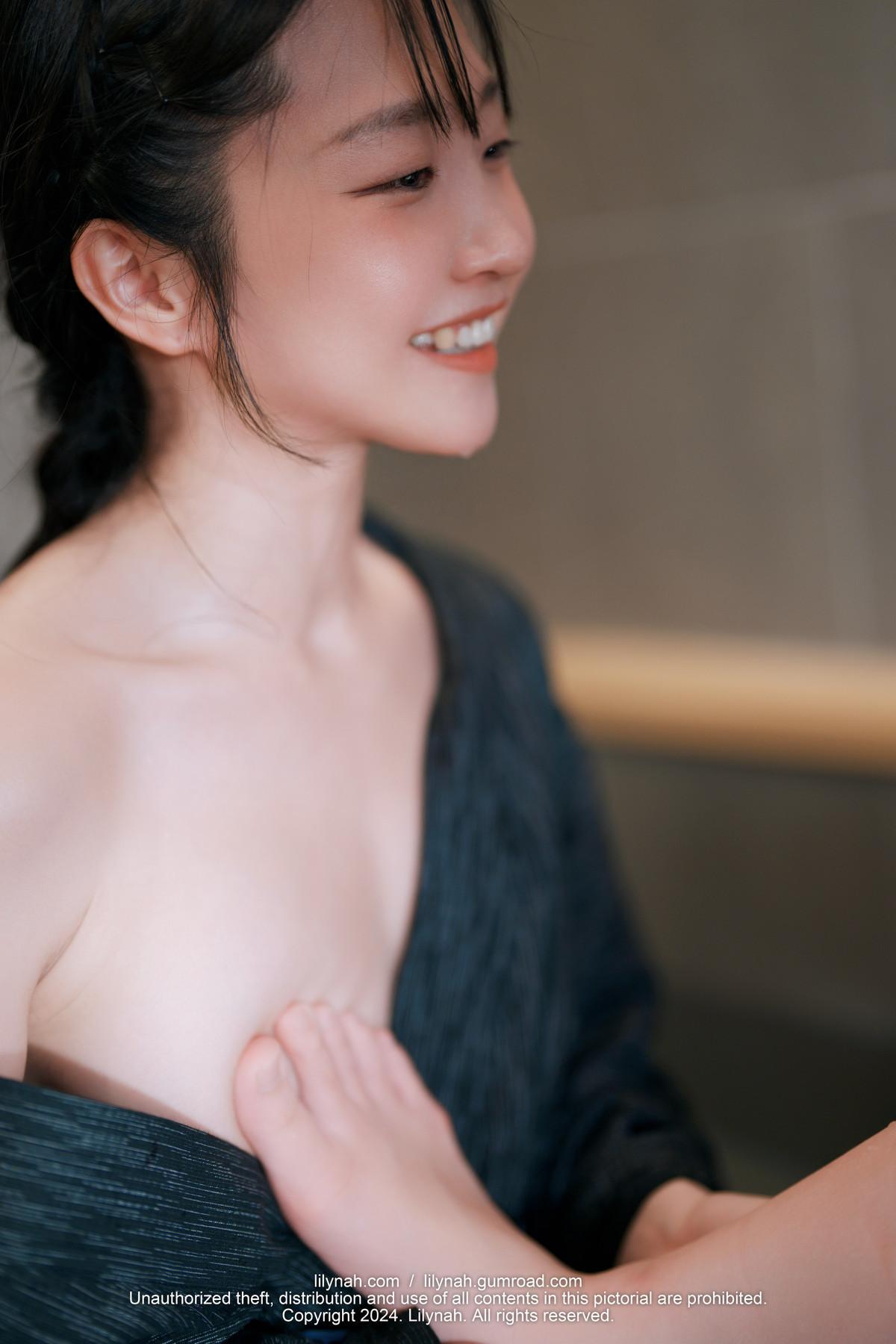Inah 이나, Suki すき, Lilynah Vol.02 The Handmaiden Set.01(33)