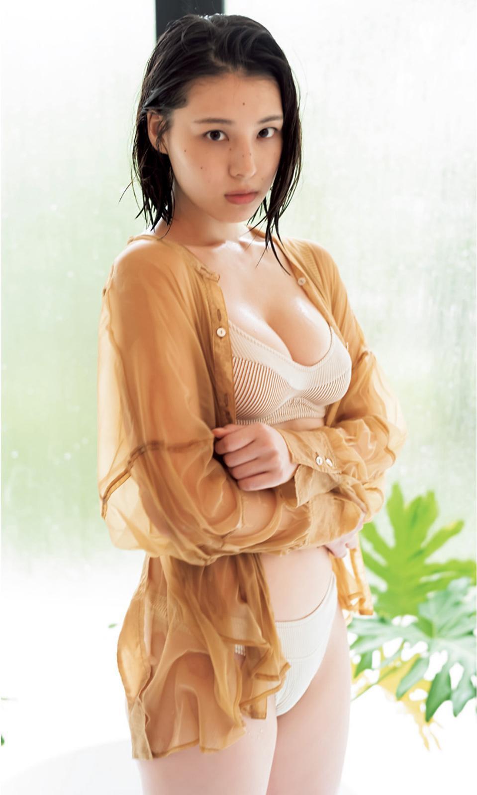 Iori Sagara 相楽伊織, Young Jump 2023 No.32 (ヤングジャンプ 2023年32号)(7)