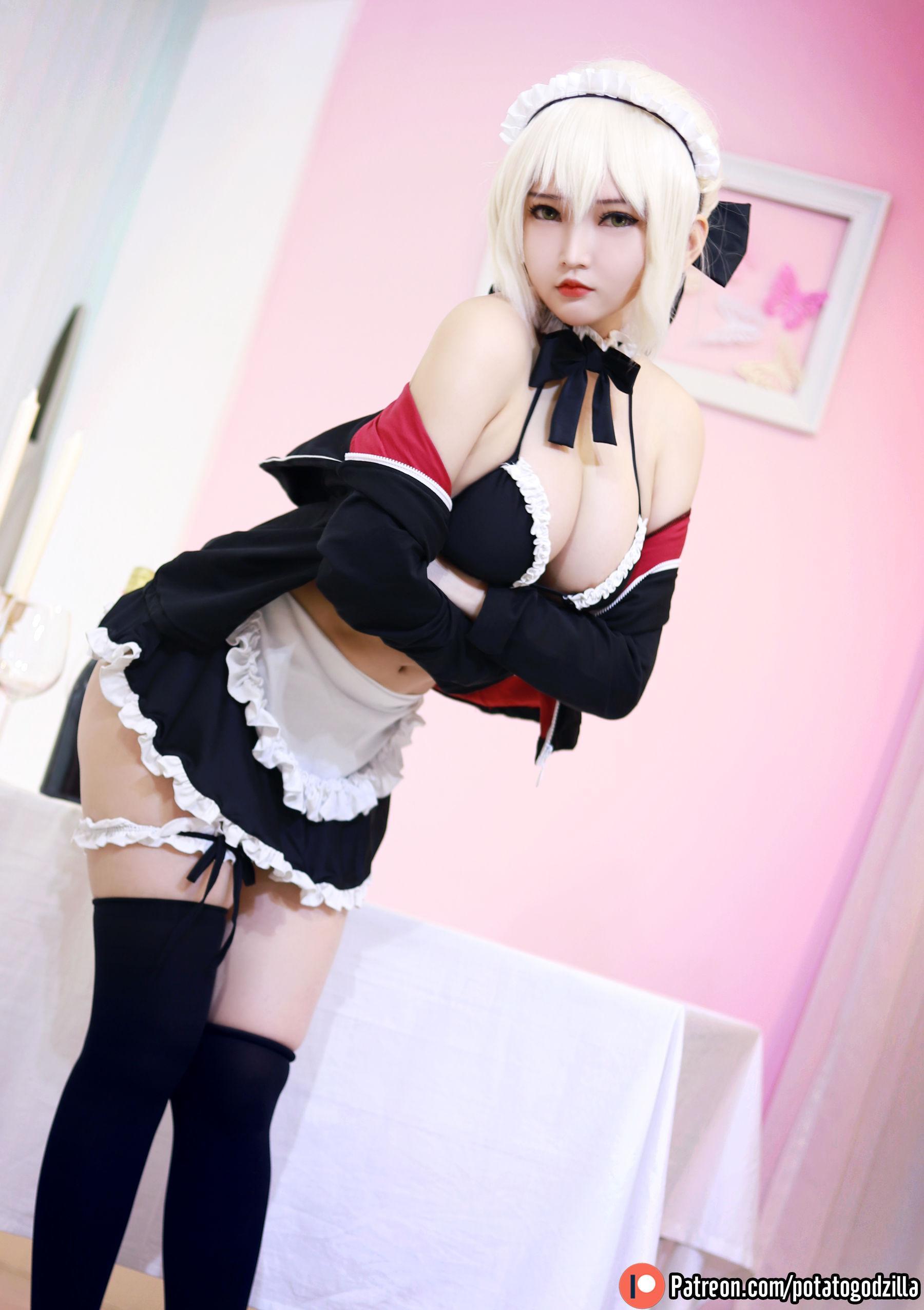 Coser小姐姐Potato Godzilla – Saber Alter Maid 套图(11)