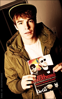 Nico Mirallegro BcrJPwbG_o