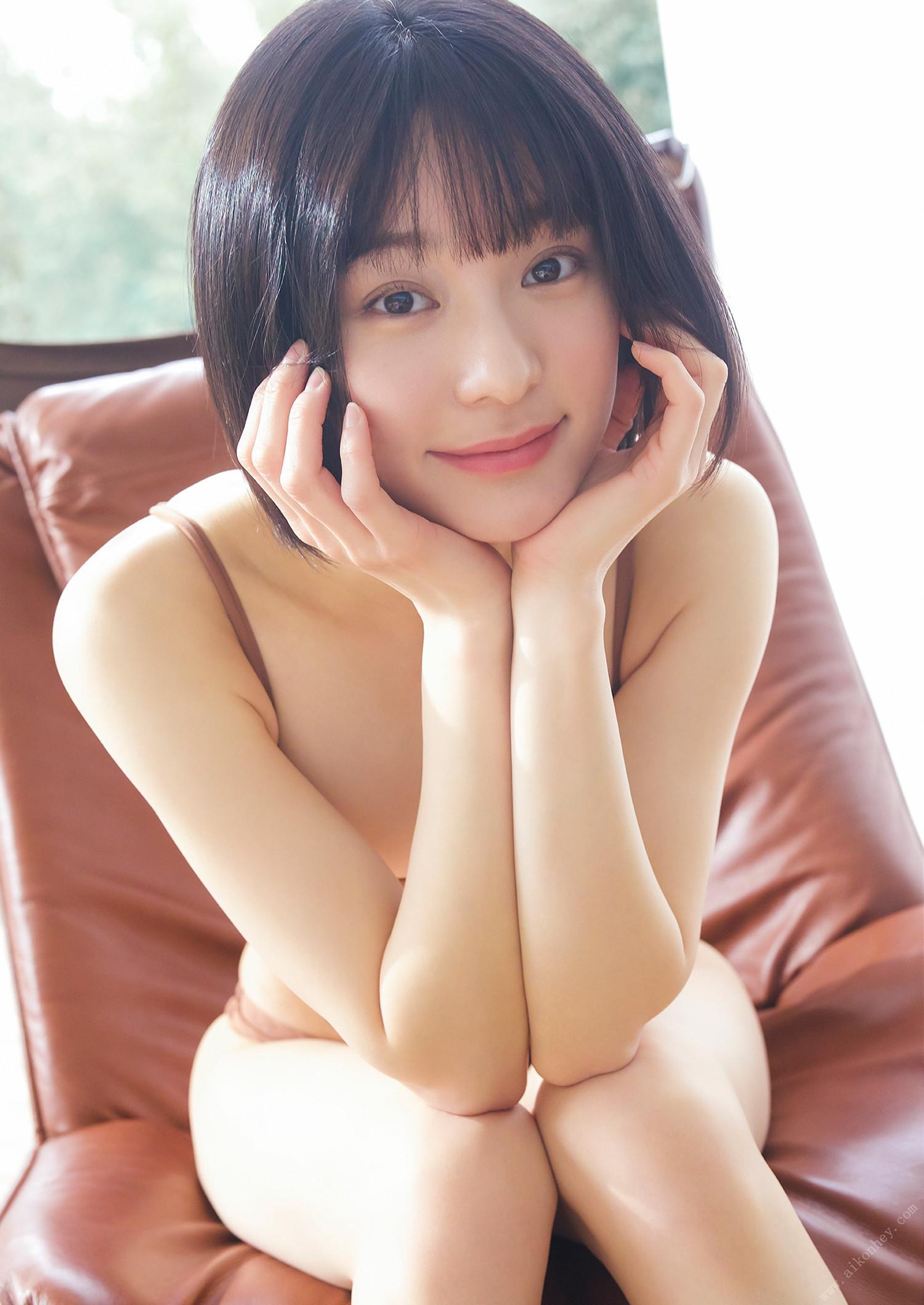 Momoko Arata 新田桃子, デジタル限定 YJ Photo Book 「New Age」 Set.01(27)