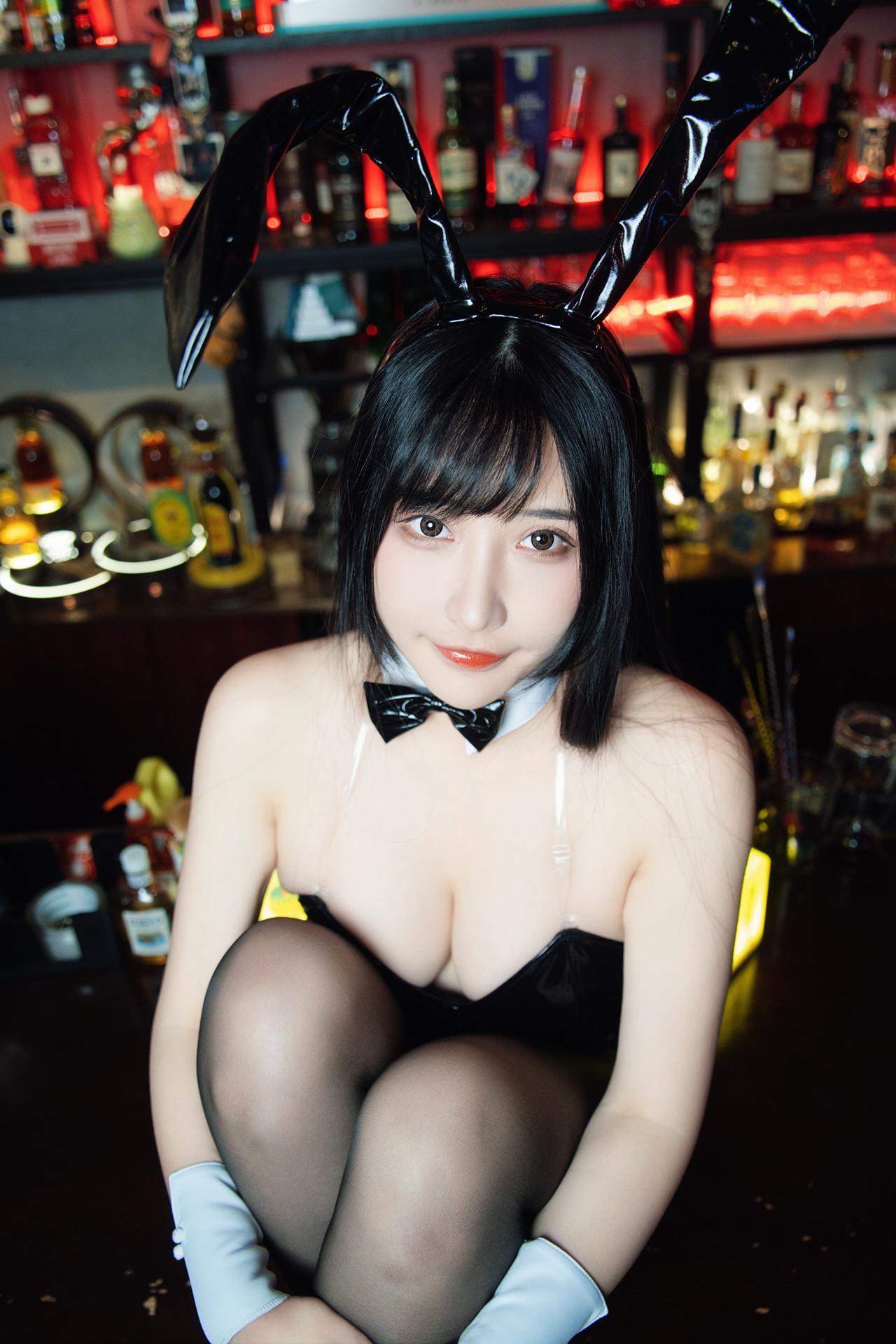 Cosplay 糖果果candy – 黑胶兔兔2 Set.02(31)