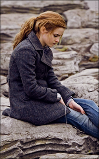 Emma Watson - Page 9 FIh6vMTN_o