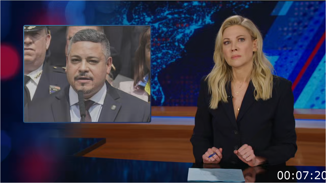 The Daily Show (2024-09-26) Susanna Fogel [720p] (x265) TlbtyQdK_o