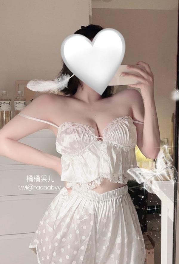 推特美女橘橘果儿@raaaabyy尺度私拍图集(25)
