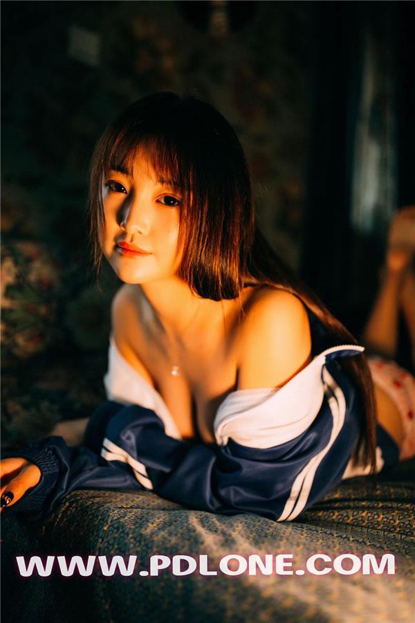 潘多拉第398期校服小美女私房写真(14)