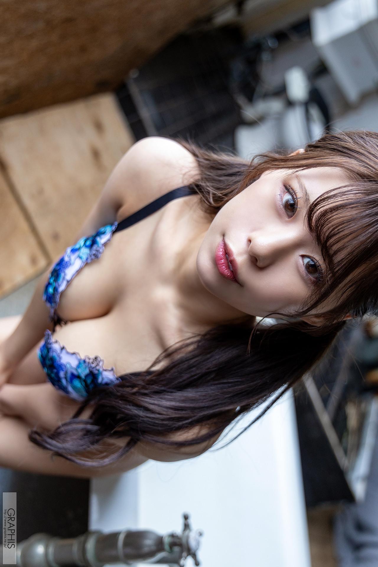 An Anzu あんづ杏, Graphis First Gravure Vol.04(5)