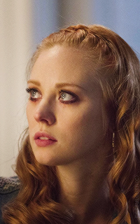 Deborah Ann Woll 2uoPbEsE_o