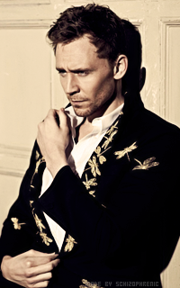 Tom Hiddleston 8ljPsbFX_o