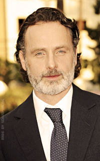 Andrew Lincoln - Page 2 STMvmE0U_o