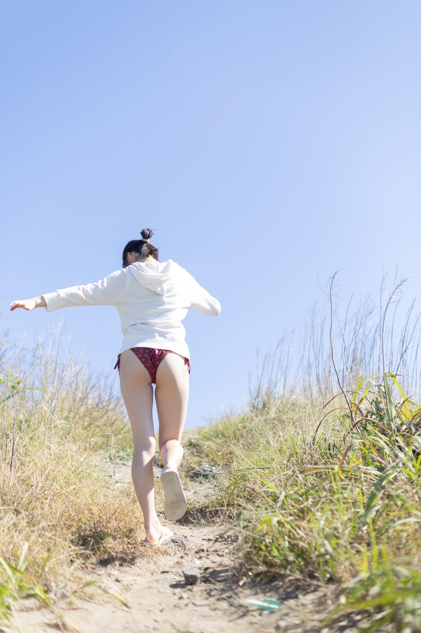 Miu Shirahama 白濱美兎, FRIDAYデジタル写真集 「ぎゅってして Vol.1」 Set.01(8)