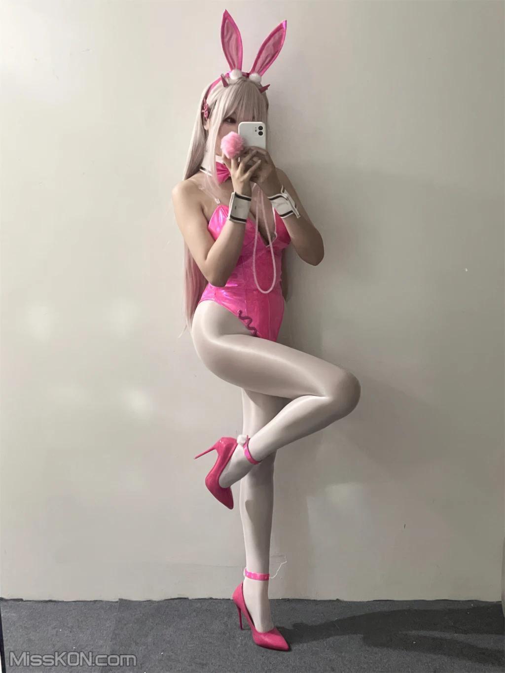 Coser@轩萧学姐: 胜利女神 毒蛇兔女郎 (105 photos )(99)