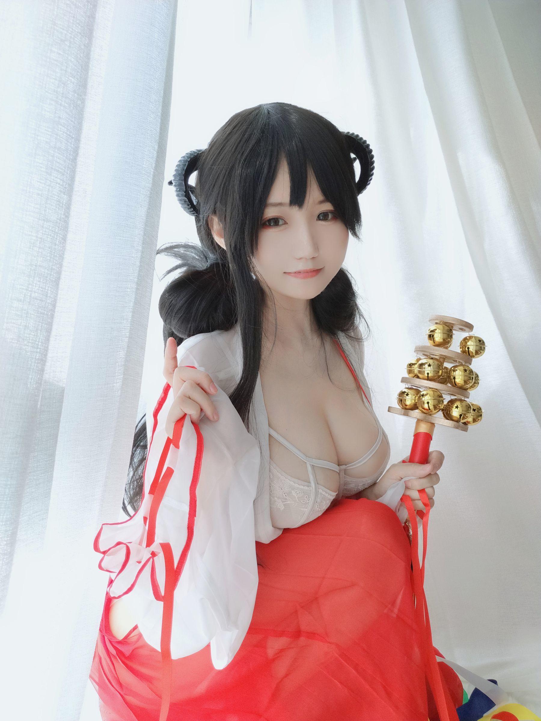 [网红COSER] 动漫博主小仓千代w – 巫女 写真集(23)