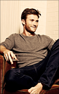 Scott Eastwood TlAsO60t_o