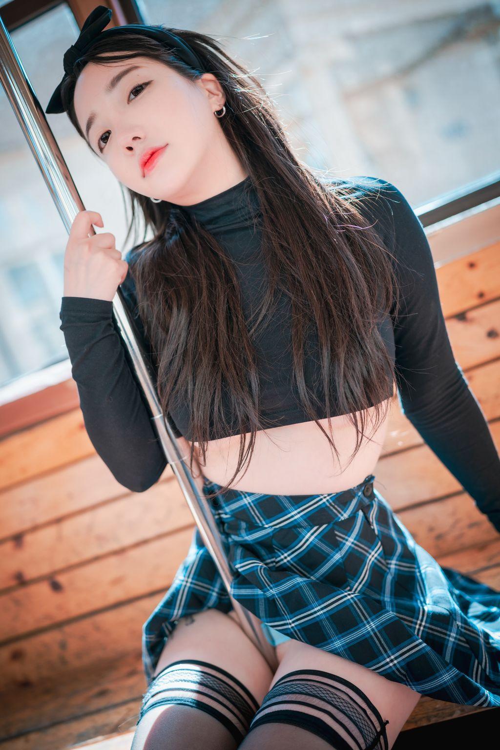 DJAWA Photo - Son Ye-Eun (손예은): "Early Spring Walk in March Vol.2" (+S.Ver) (156 photos)(19)
