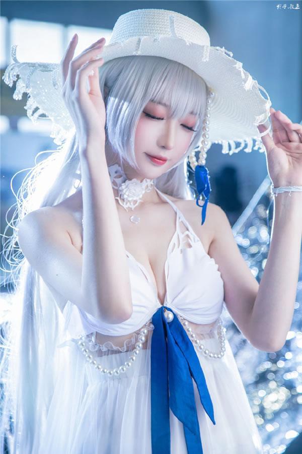 Cosplay小姐姐性感来袭喜欢谁抱走(14)