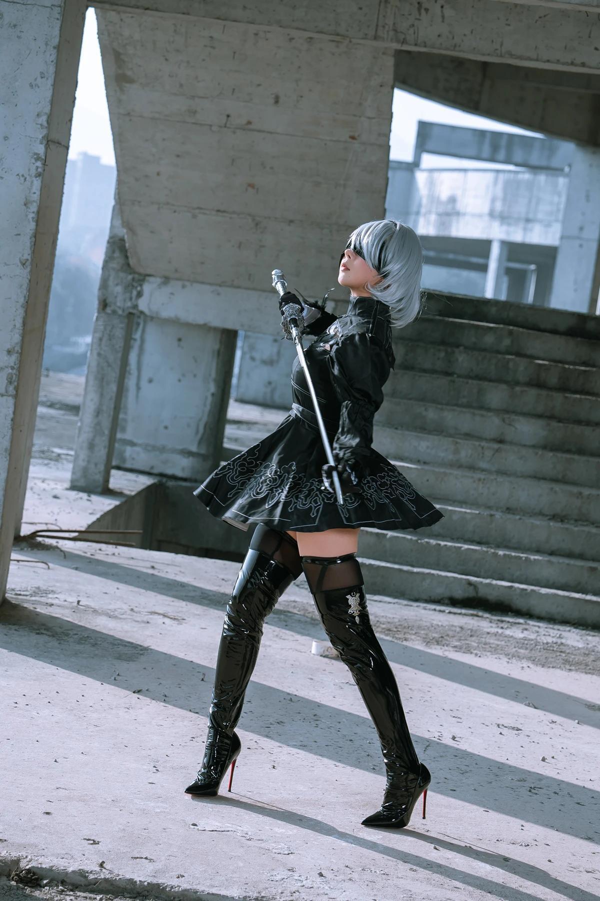 Cosplay 云溪溪Yunx1x1 & 奶桃 – 2B本 YoRHa No.2 Type B 下 Set.04(3)