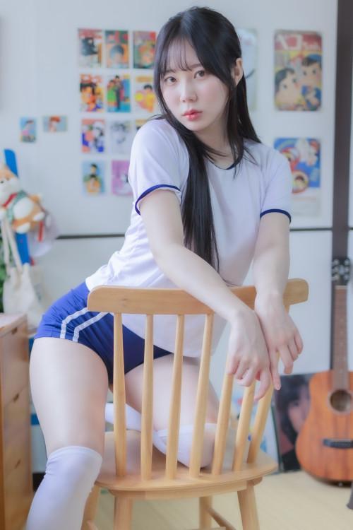 Myua 뮤아, Photobook ‘School Uniform’ Set.02