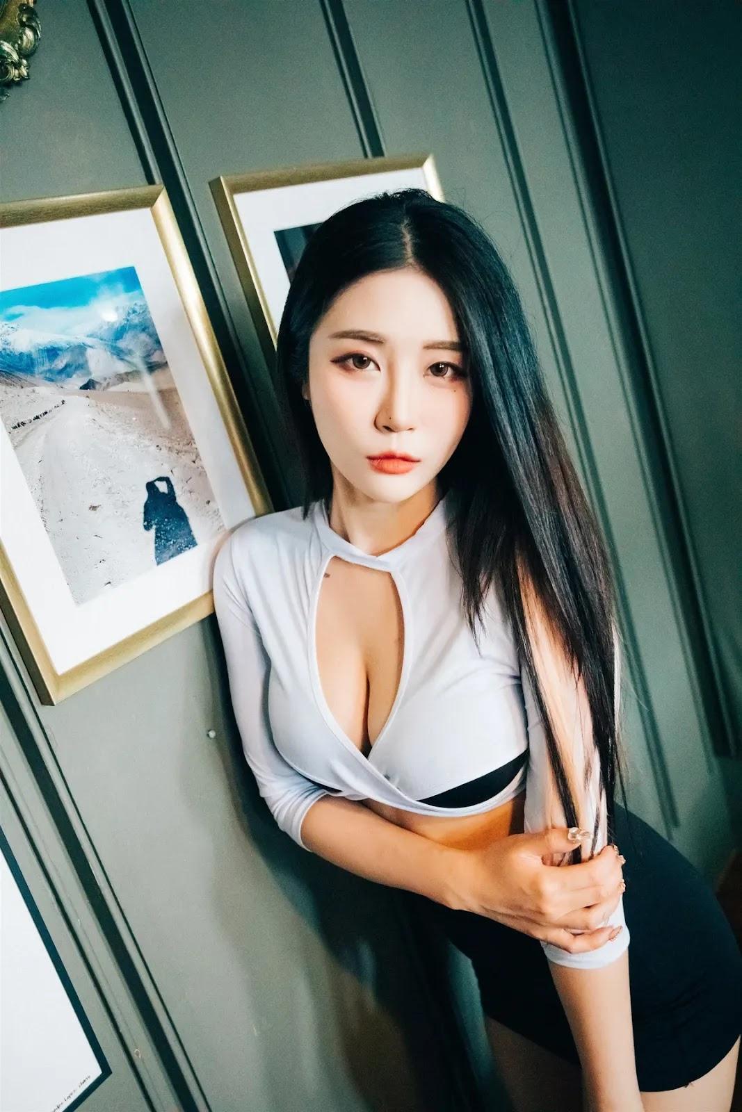 Jeong Bomi 정보미, [LOOZY] Roomate Set.01(11)