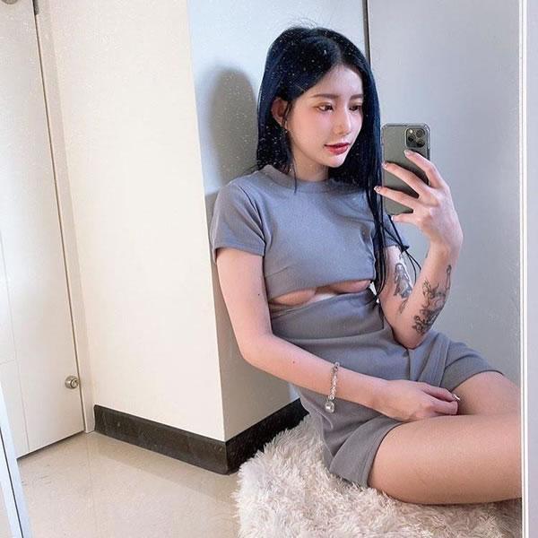 网红美女肤白貌美大长腿养眼合辑3(21)