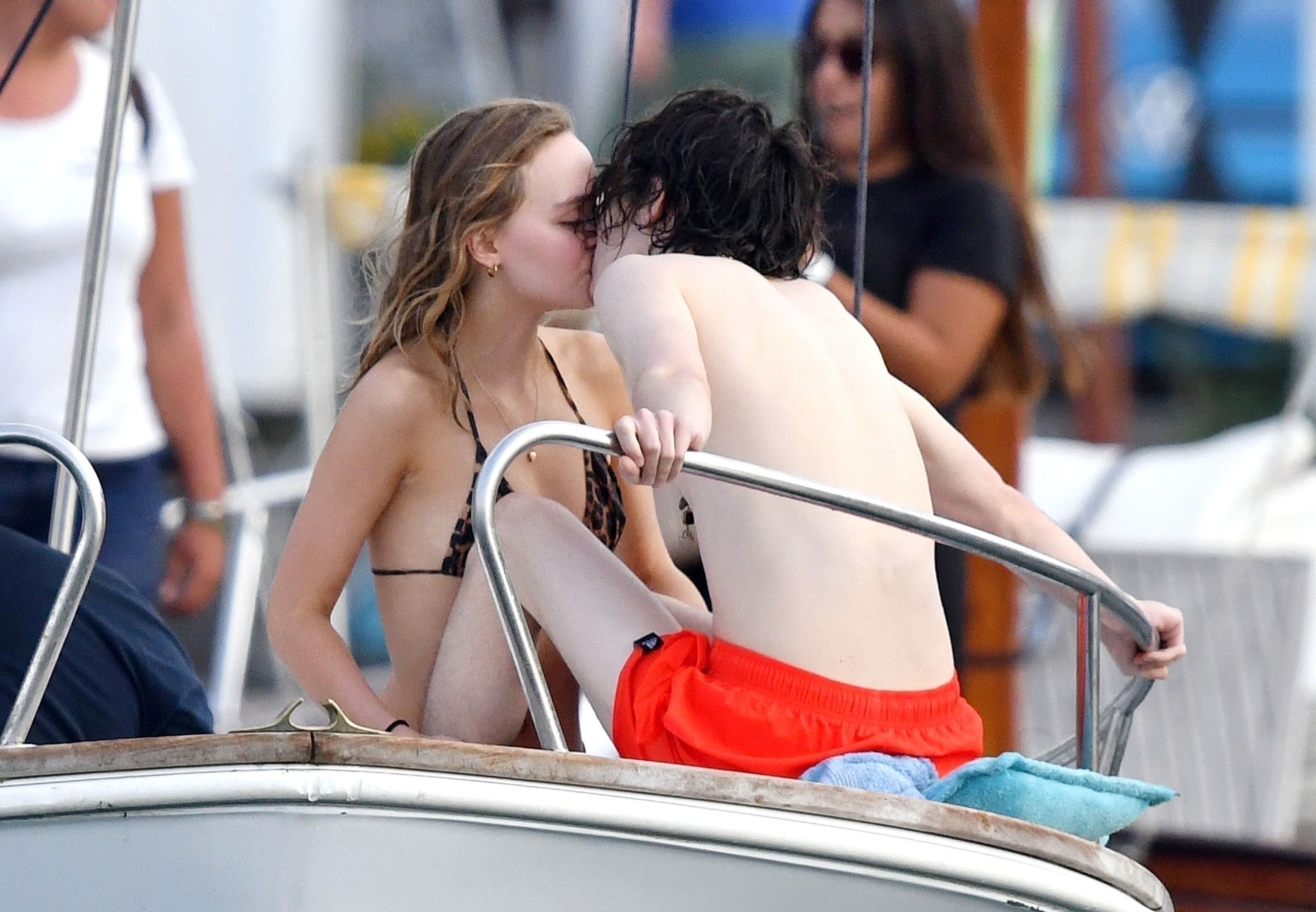 Lily rose depp plage