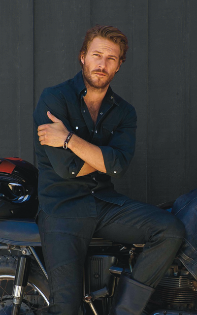 Luke Bracey XNfX7UuS_o