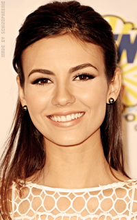 Victoria Justice 2th9pxuu_o