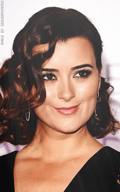 Cote de Pablo QGJRbQzs_o