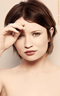 Emily Browning Go2fCQWC_o