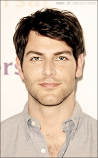 David Giuntoli Dt2sGrLl_o