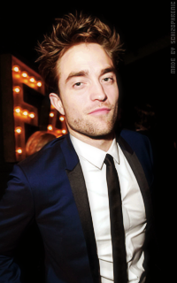 Robert Pattinson LrZTn5tb_o