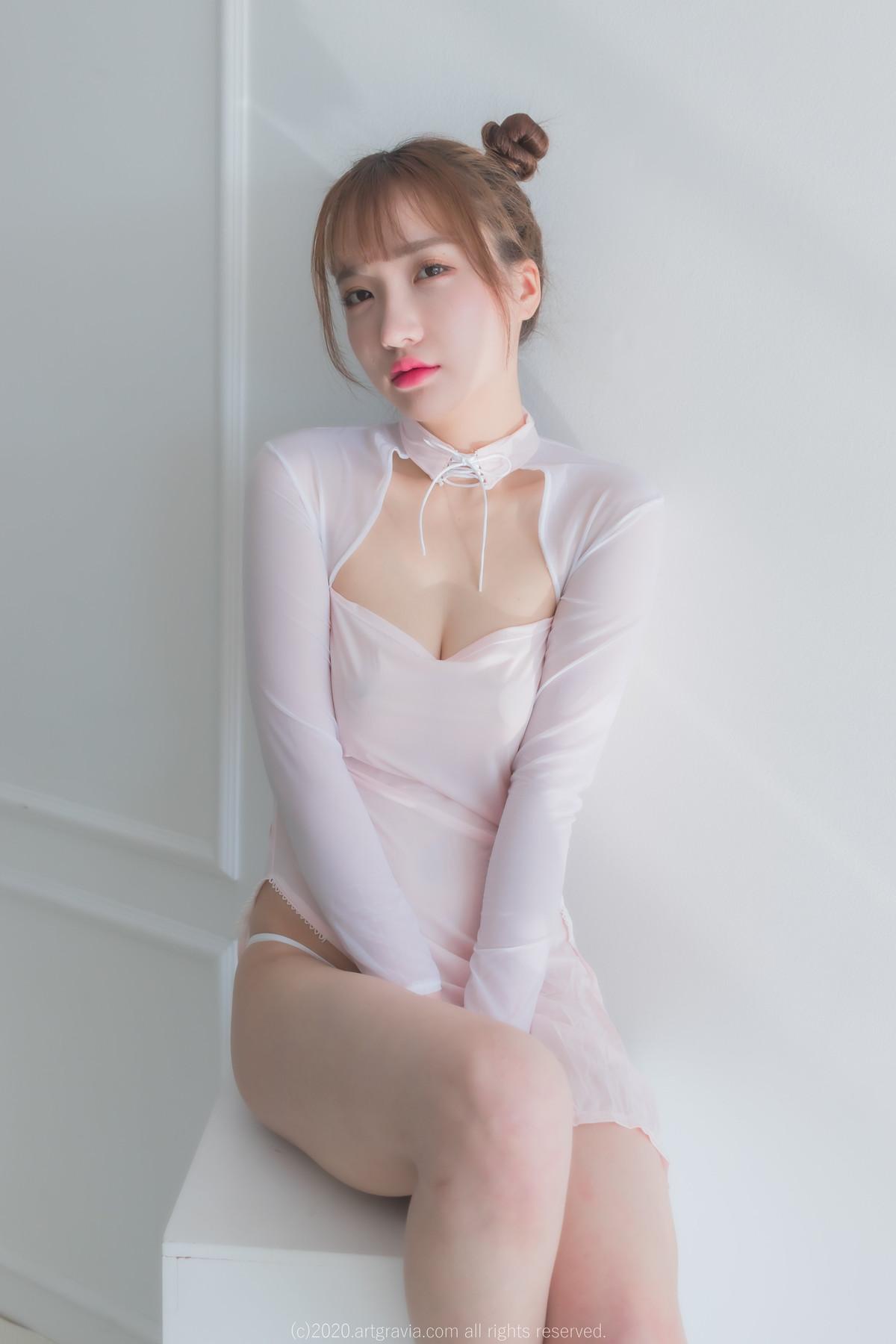 Son Yeeun 손예은, ArtGravia Vol.188 Photobook Set.01(32)