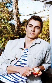 Dave Franco EdAzn7nZ_o