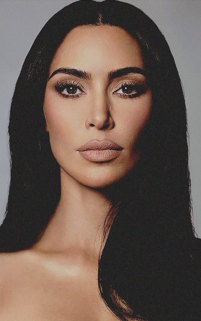 Kim Kardashian 2cbXzXFR_o