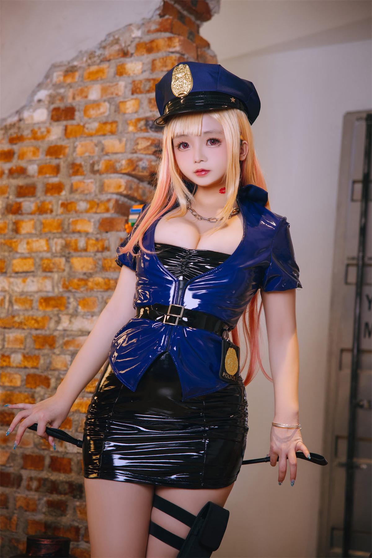 Cosplay 日奈娇 喜多川海梦女警(37)