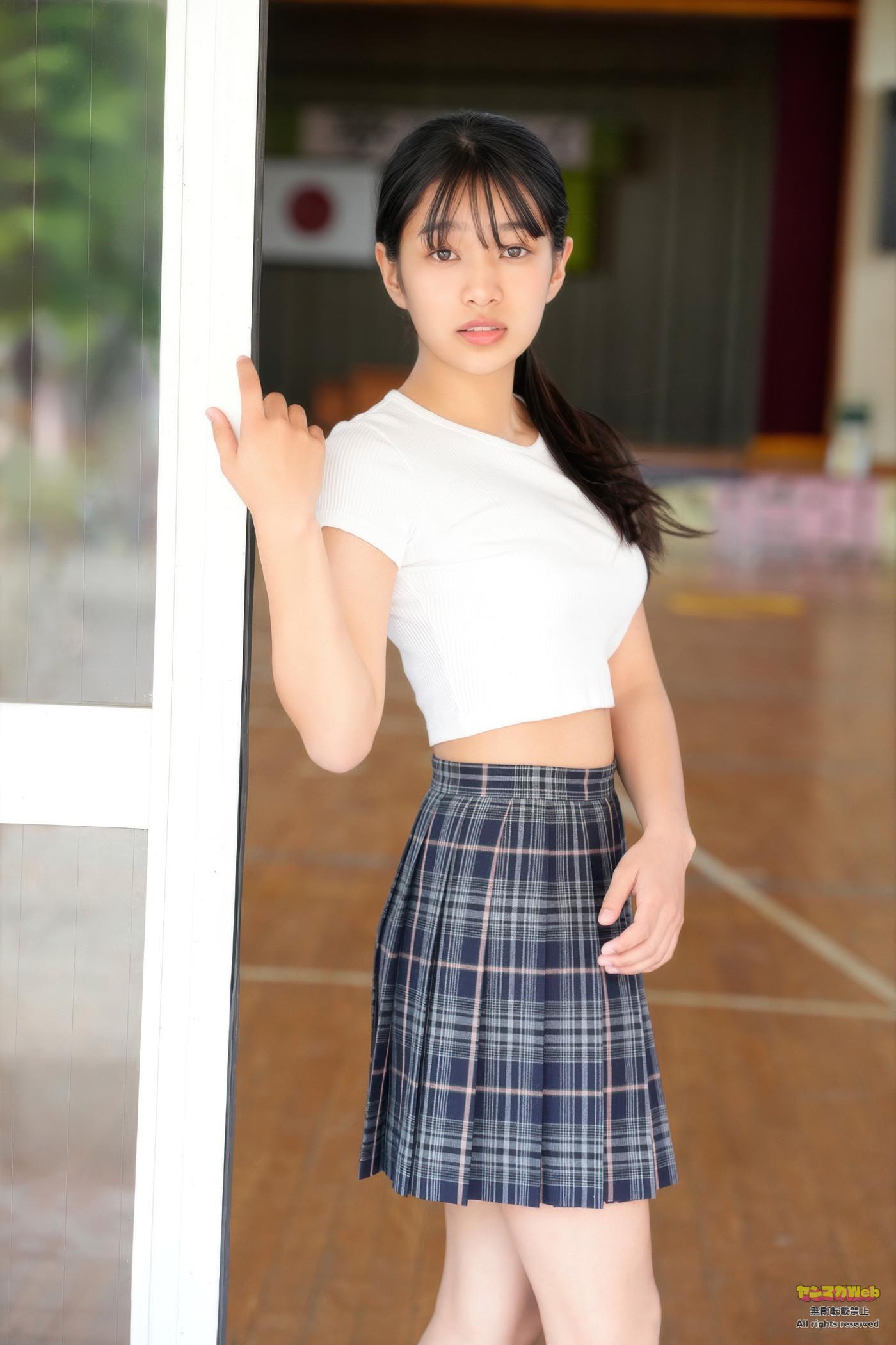 Karina Nizisaki 虹咲カリナ, Young Magazine 2025 No.30 (ヤングマガジン 2025年30号)(7)